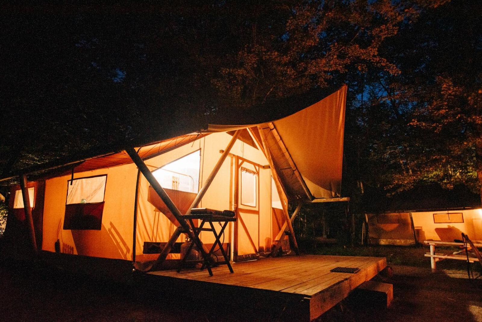 Huttopia White Mountains Albany Extérieur photo